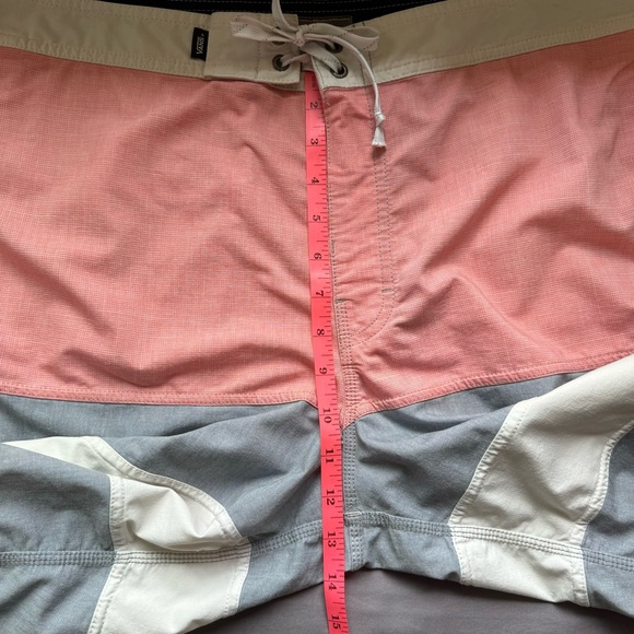 Vans shorts mens 36 striped swim trunks grey white & pink - Picture 11 of 12